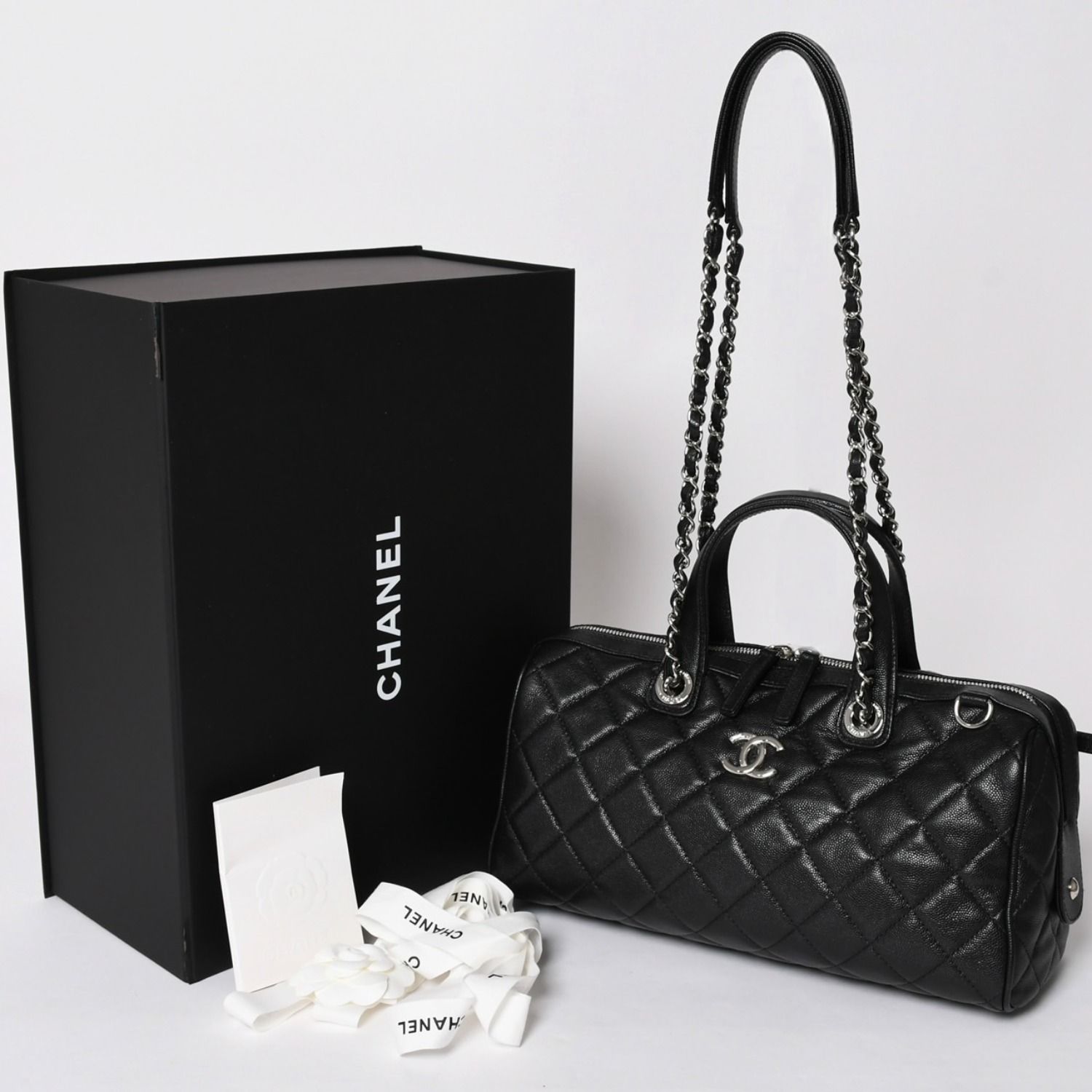 極美品 CHANEL シャネル チェーンワンショルダーバッグ AS5579