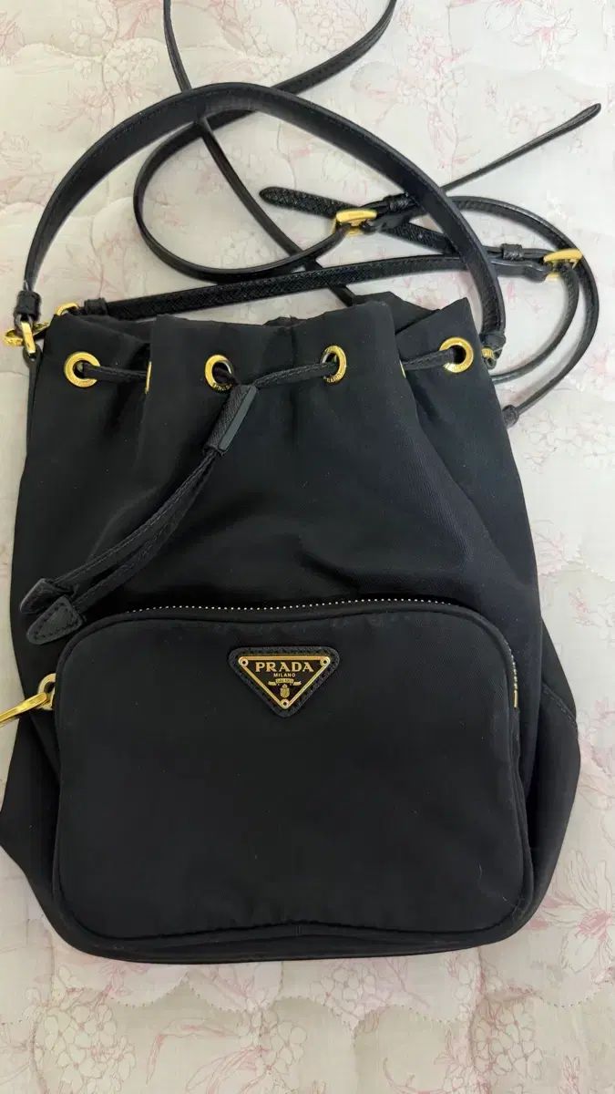 PRADA プラダ ブラック バケットバッグ クロスバック