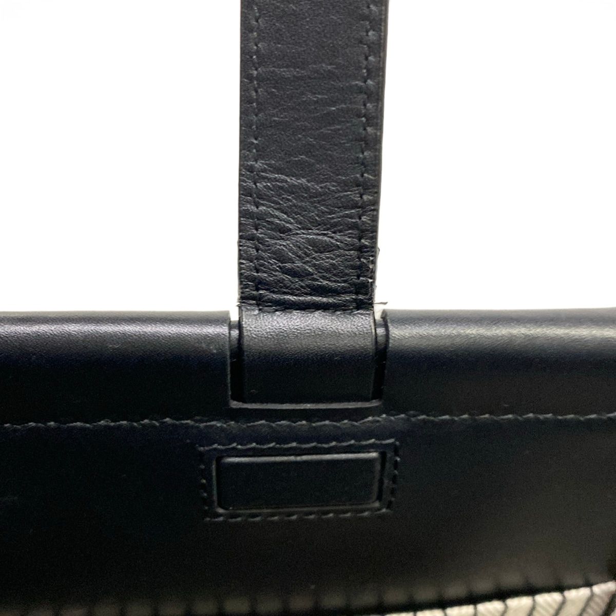 LOEWE(ロエベ) トートバッグ クッショントート アイボリー×黒 レザー 