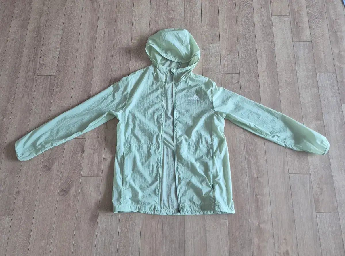 THE NORTH FACE ザノースフェイス ランニングジャケット 95(M) ライトグリーン