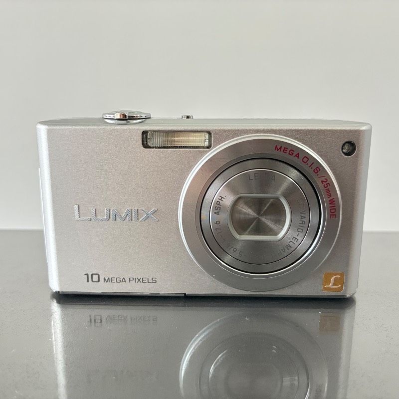 動作品】 Panasonic LUMIX DMC-FX35 Silver パナソニック ルミックス