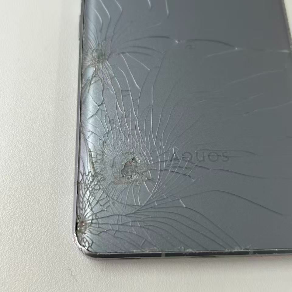 SHARP AQUOS R7 256GB ジャンク ジャンク品】AQUOS R7 256GB シルバー - メルカリ
