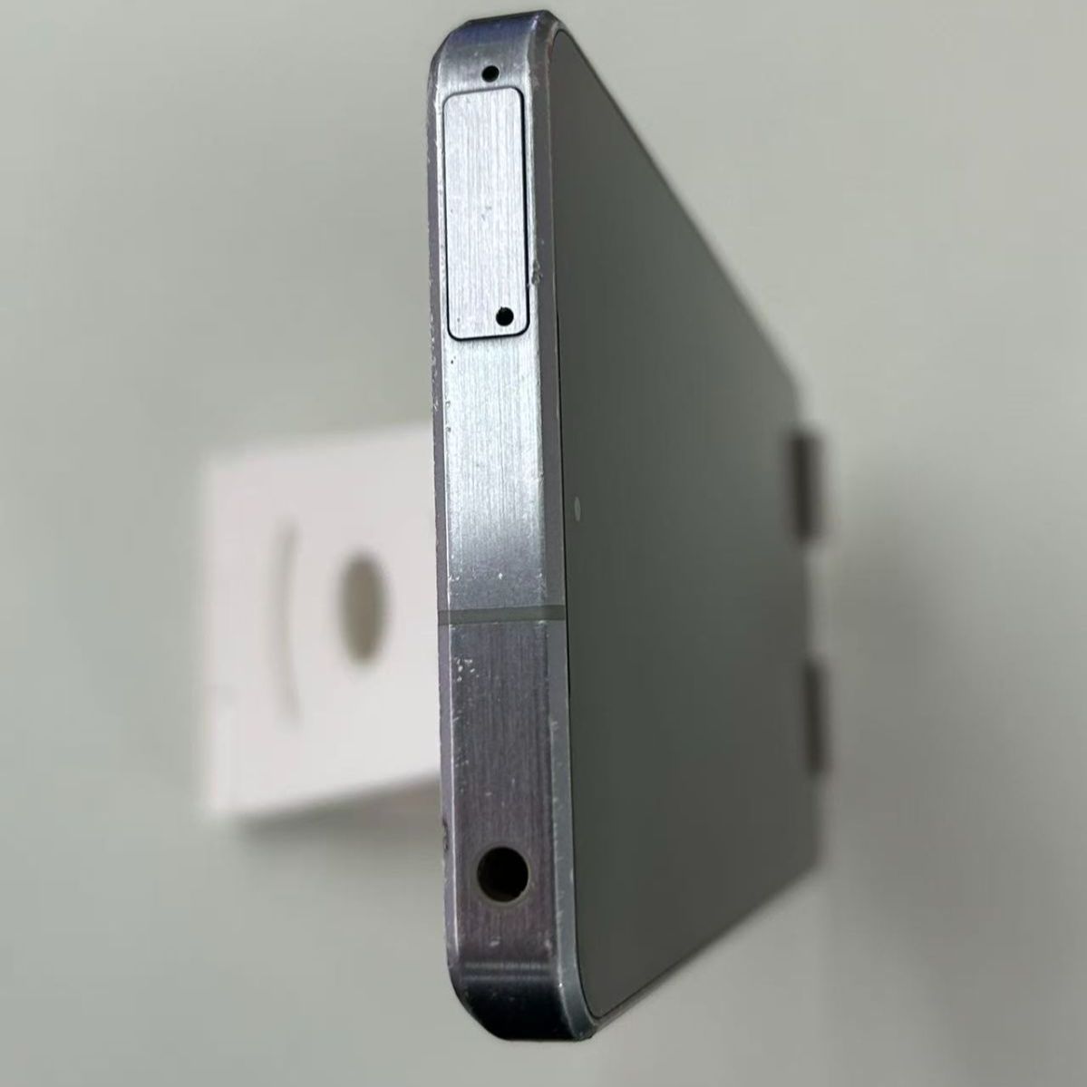 ジャンク品】AQUOS R7 256GB シルバー - メルカリ