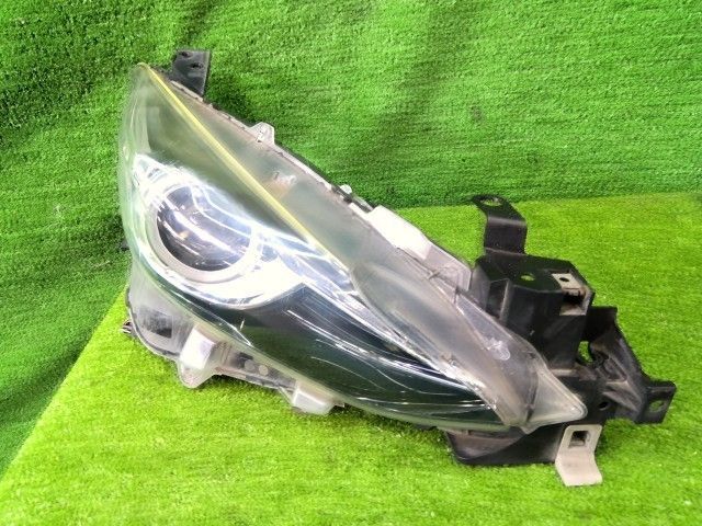 アクセラ DAA-BYEFP 右 ヘッドランプ ヘッドライト ASSY ハイブリッド