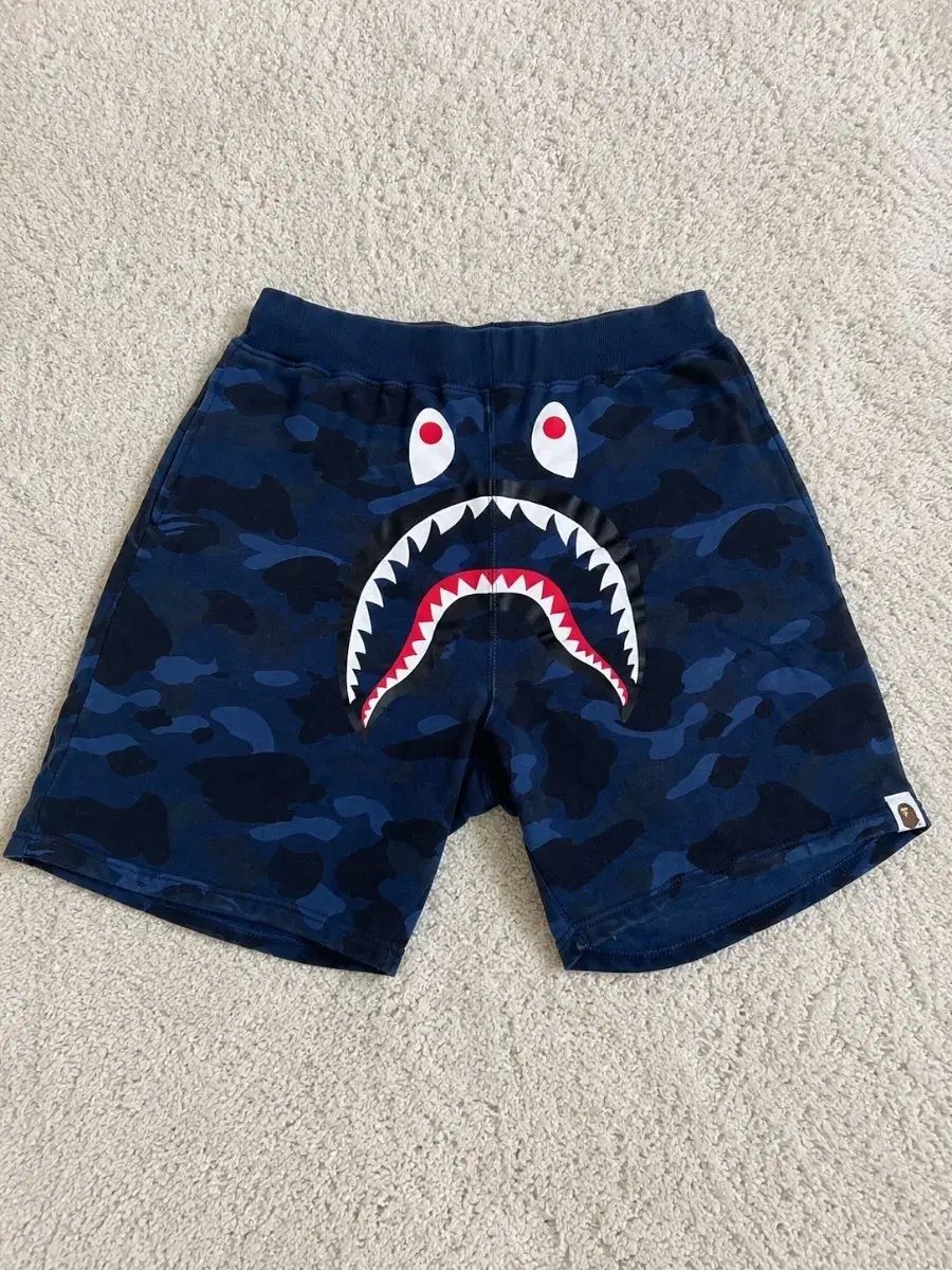 A BATHING APE アベイシングエイプ シャーク ブルー カモフラージュ ハーフパンツ XL