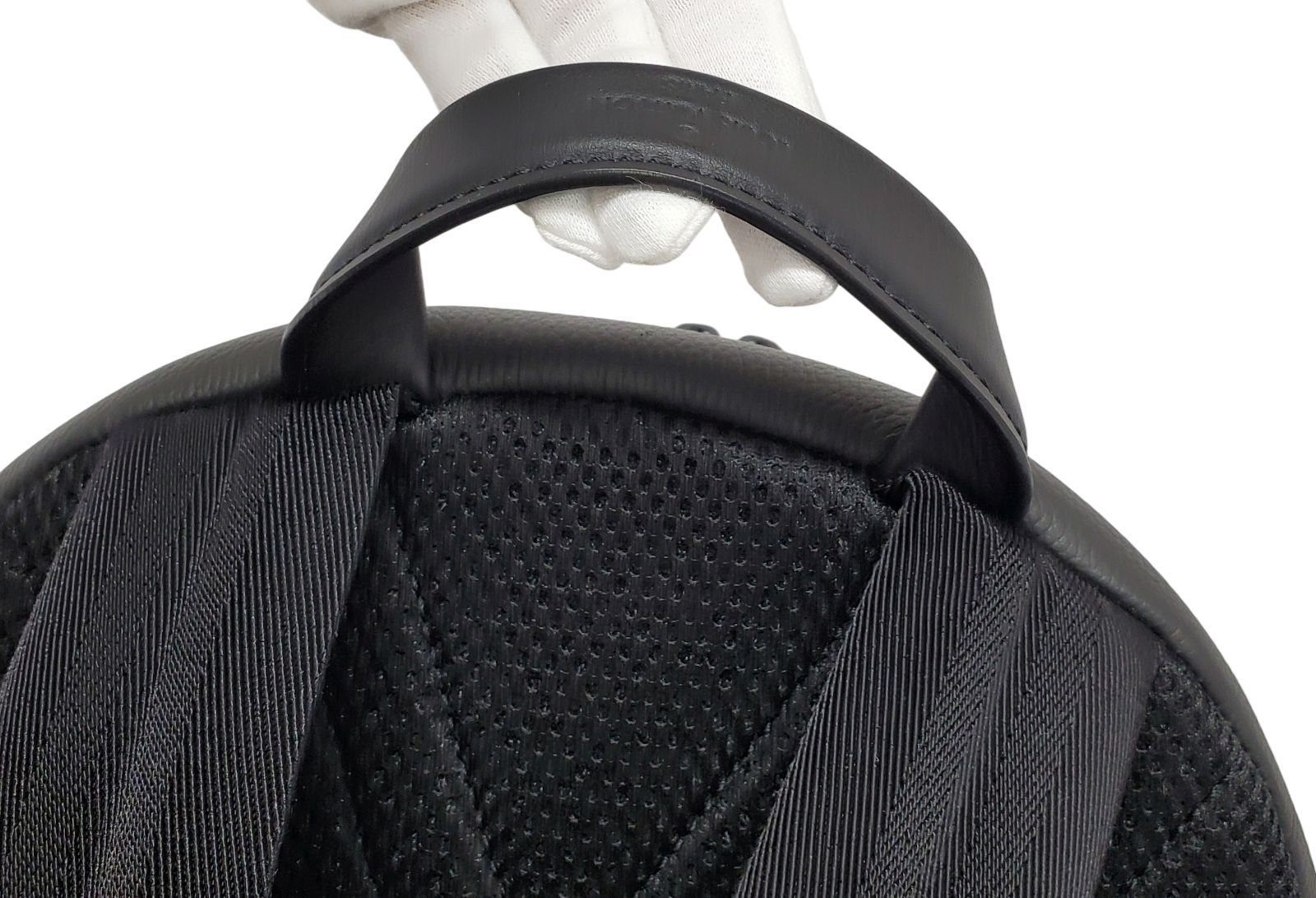 ほぼ未使用【ルイヴィトン】LVアエログラム テイクオフ バックパック 