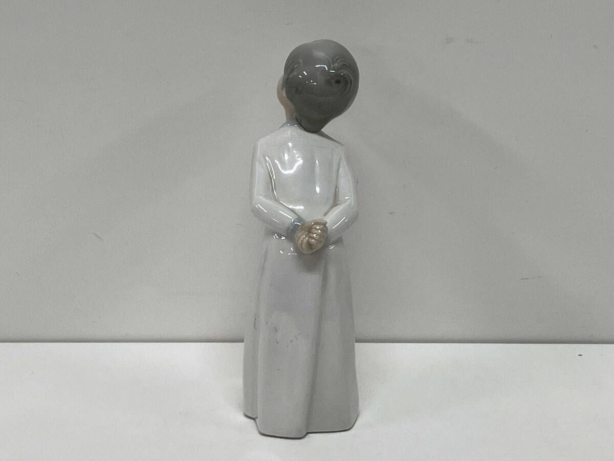Zaphir ザフィア 女の子 フィギュリン 置物 アンティーク 陶器 陶磁器 LLADRO リヤドロ スペイン Zaphir ザフィア 女の子 フィギュリン 置物 アンティーク 陶器 陶磁器 LLADRO リヤドロ スペイン