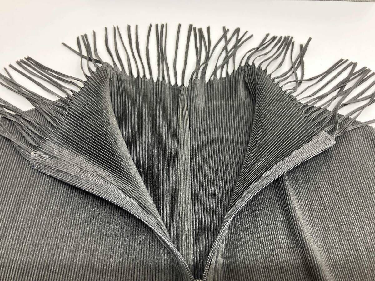 PLEATS PLEASE ISSEY MIYAKE プリーツプリーズ イッセイミヤケ 長袖