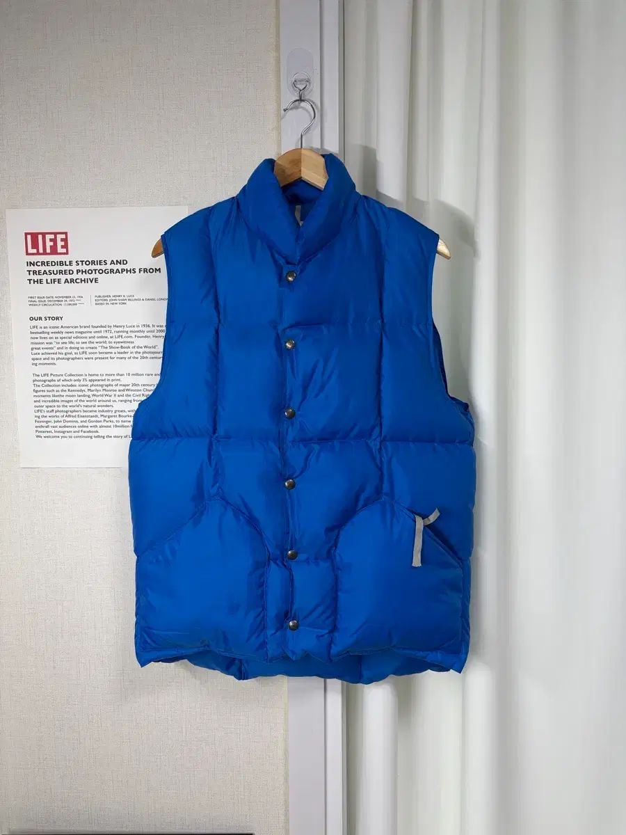 BEAMS x Sierra Designs ダウンベスト 24,265円
