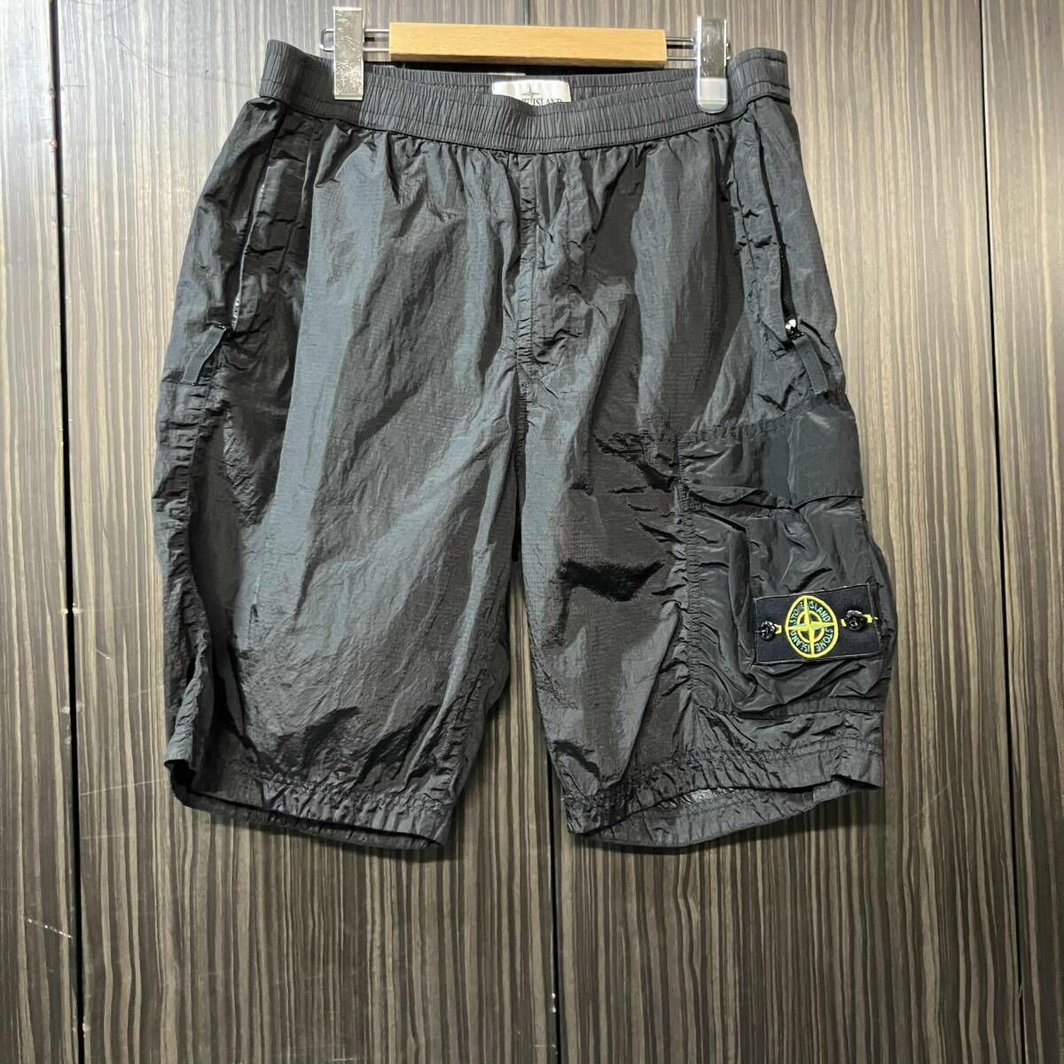 19ss STONE ISLAND NYLON METAL RIPSTOP ストーンアイランド ナイロンメタルリップストップショーツ 7015L1017