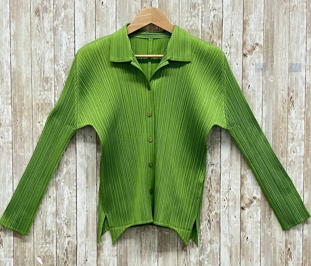 PLEATS PLEASE ISSEY MIYAKE イッセイミヤケ レディース 長袖シャツ ブラウス サイズ3 PP43-JJ104 ライトグリーン グリーン