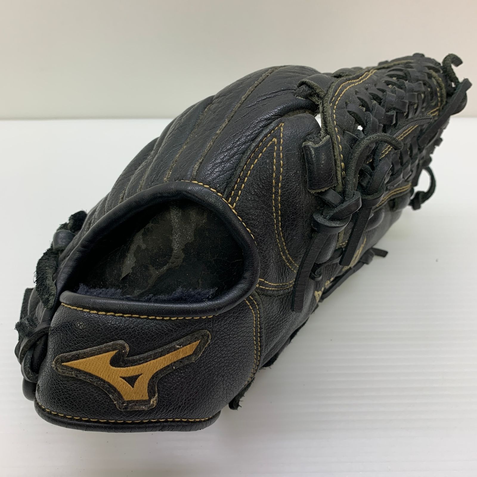 ミズノ MIZUNO 少年軟式 子ども オールラウンド グローブ グラブ 右投げ 中古品 野球 8693