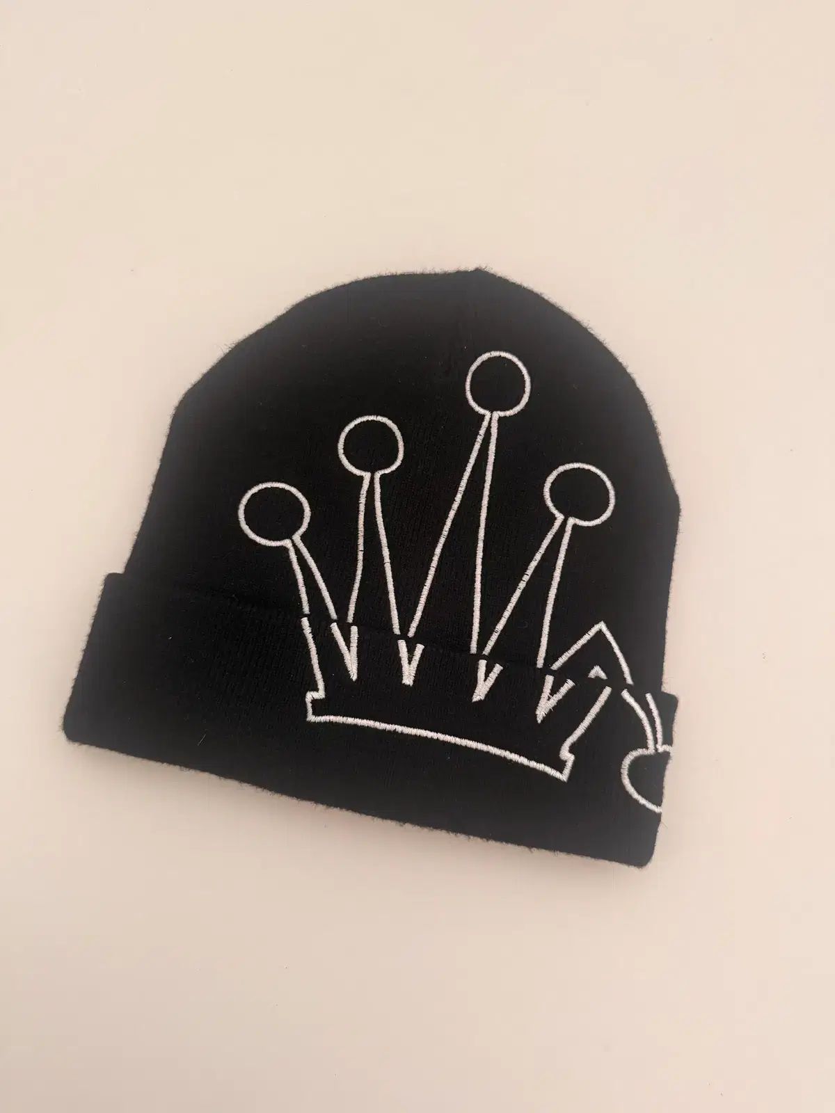 STUSSY（ステューシー）クラウン カフ ビーニー