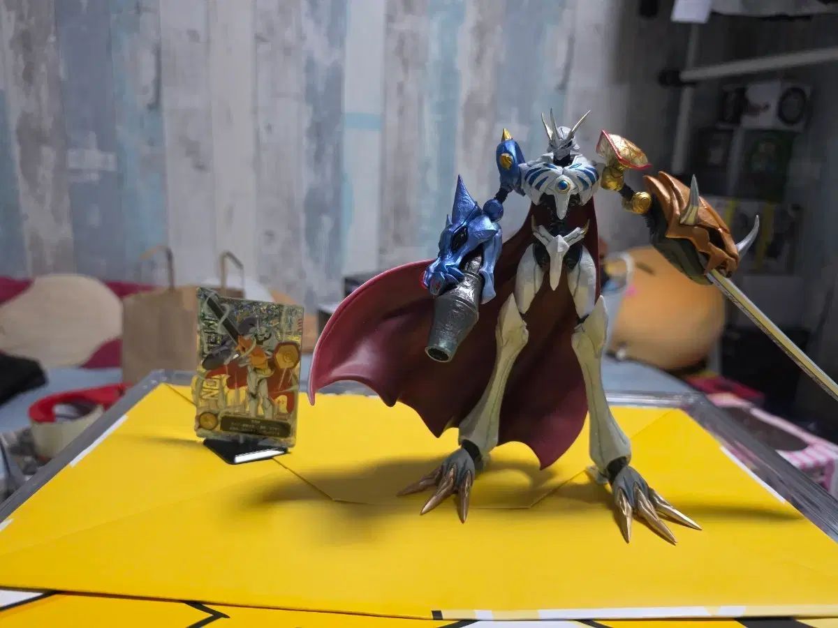 デジタルモンスター 一番くじ A賞 オメガモン フィギュア + アクリル