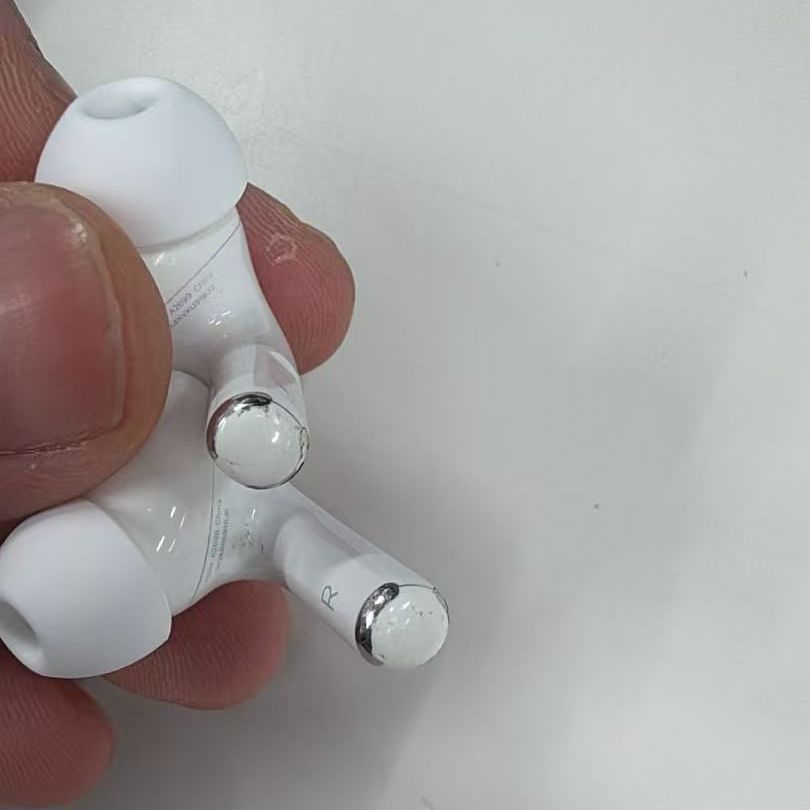Apple AirPods Pro 第2世代 A2698 傷・汚れあり C052301 - メルカリ