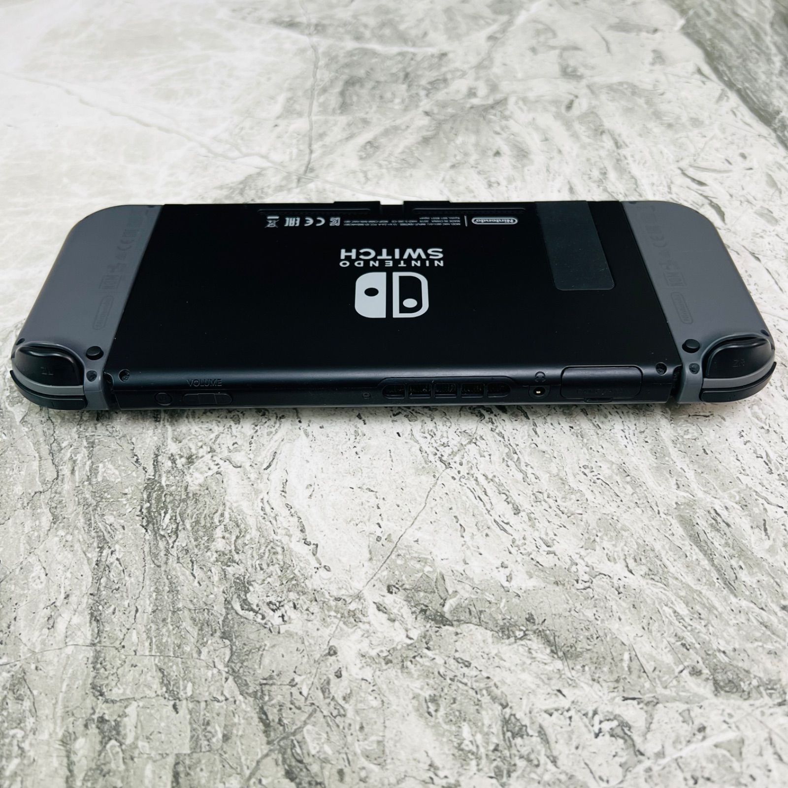 Nintendo Switch 2019年バッテリー強化版 【公式通販】