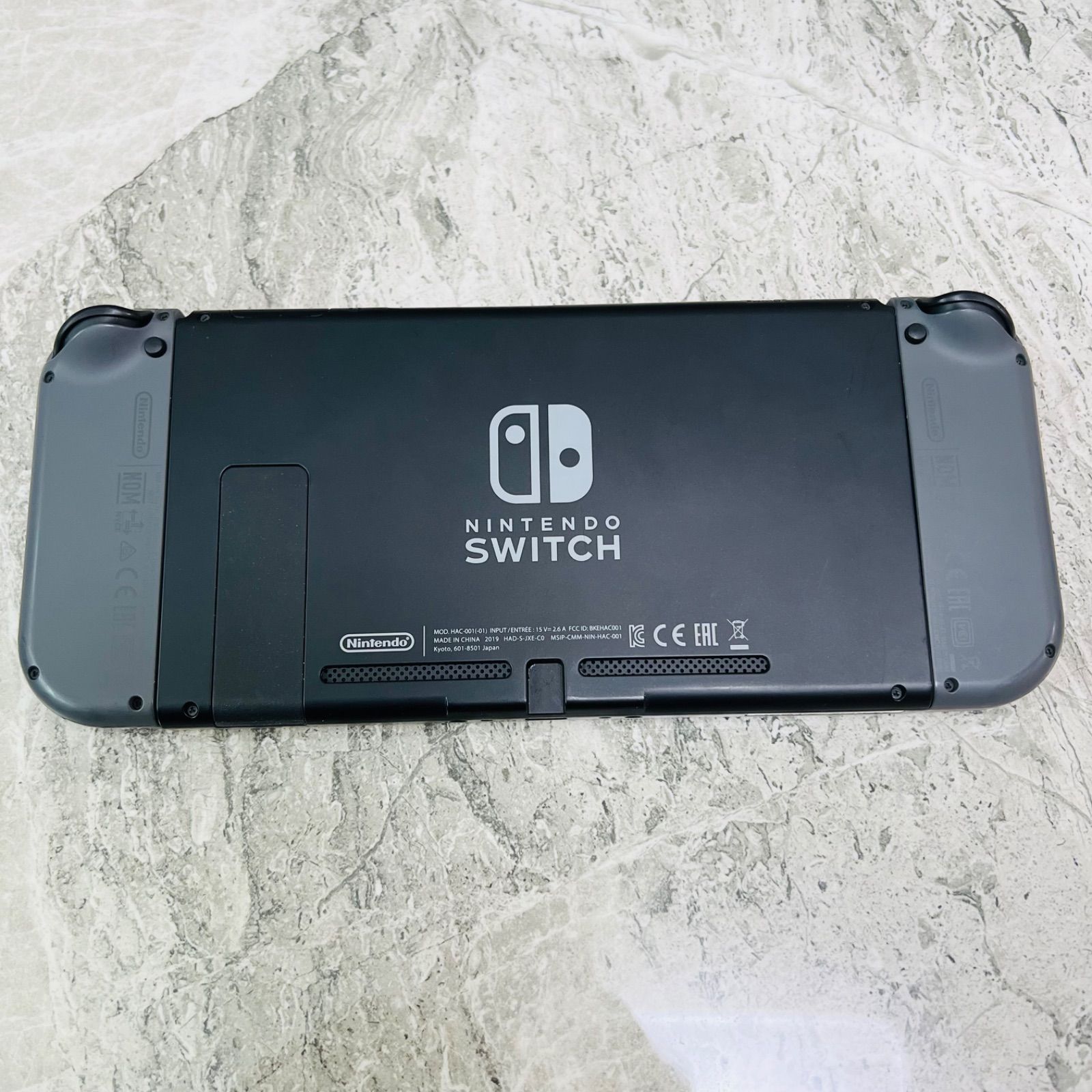 Nintendo Switch 2019年バッテリー強化版 【公式通販】
