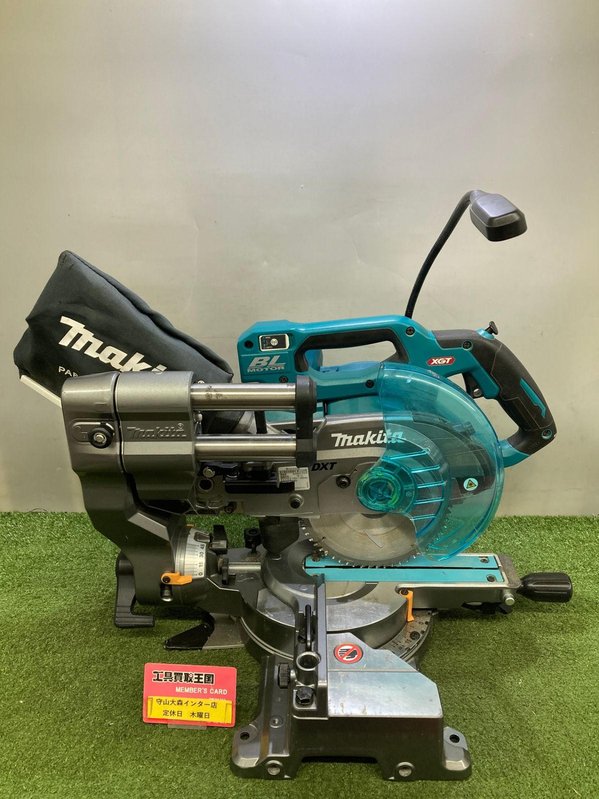 【中古品】【0921】★makita(マキタ) 165㎜40v充電式スライドマルノコ (本体のみ) LS001GZ　ITN3SC08P380
