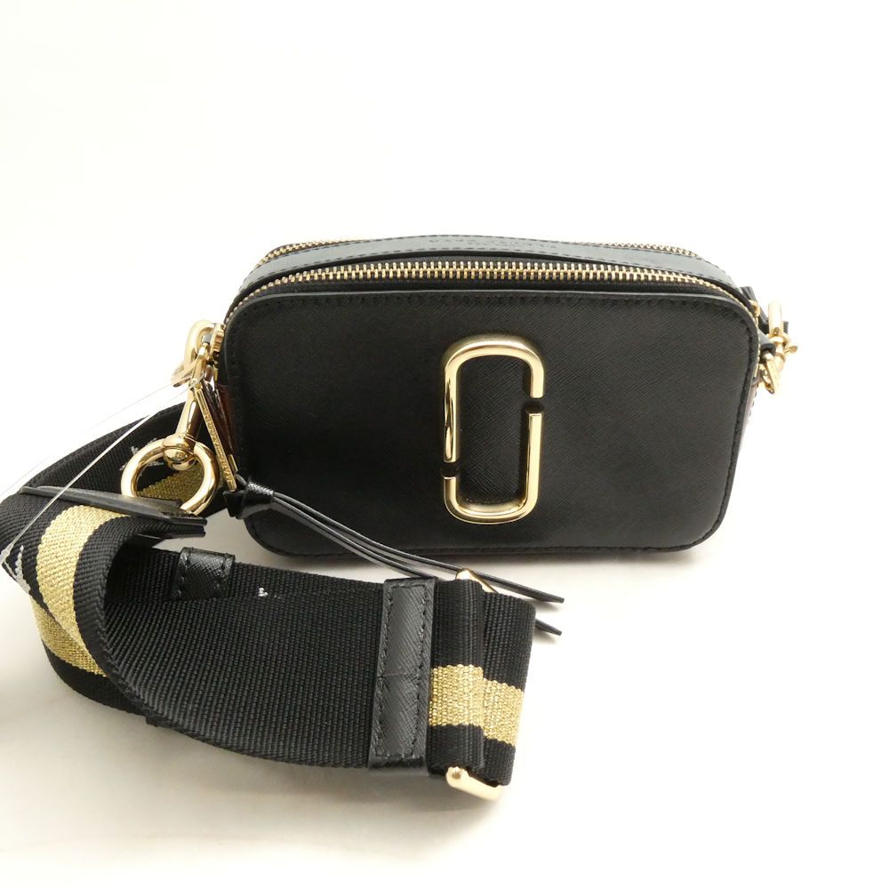 美品 MARC JACOBS マークジェイコブス M0010070 スナップショット スモール カメラバッグ コーティングキャンバス ショルダー 斜め掛け ポシェット 鞄 かばん レディース AU4447