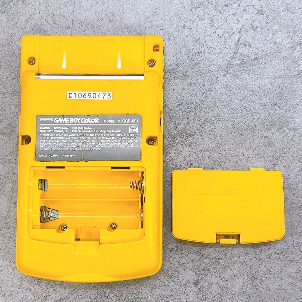 H-1427 Nintendo ゲームボーイカラー CGB-001 イエロー ジャンク品