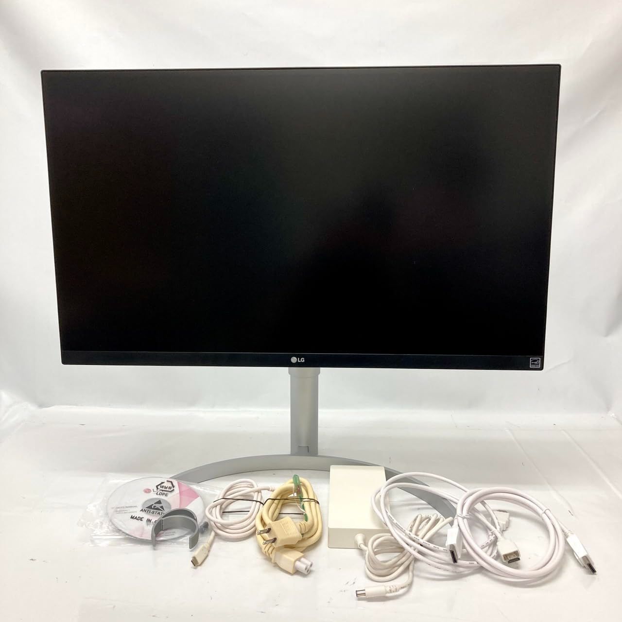 LG 27UL850-W モニター ディスプレイ 27インチ/ 5095