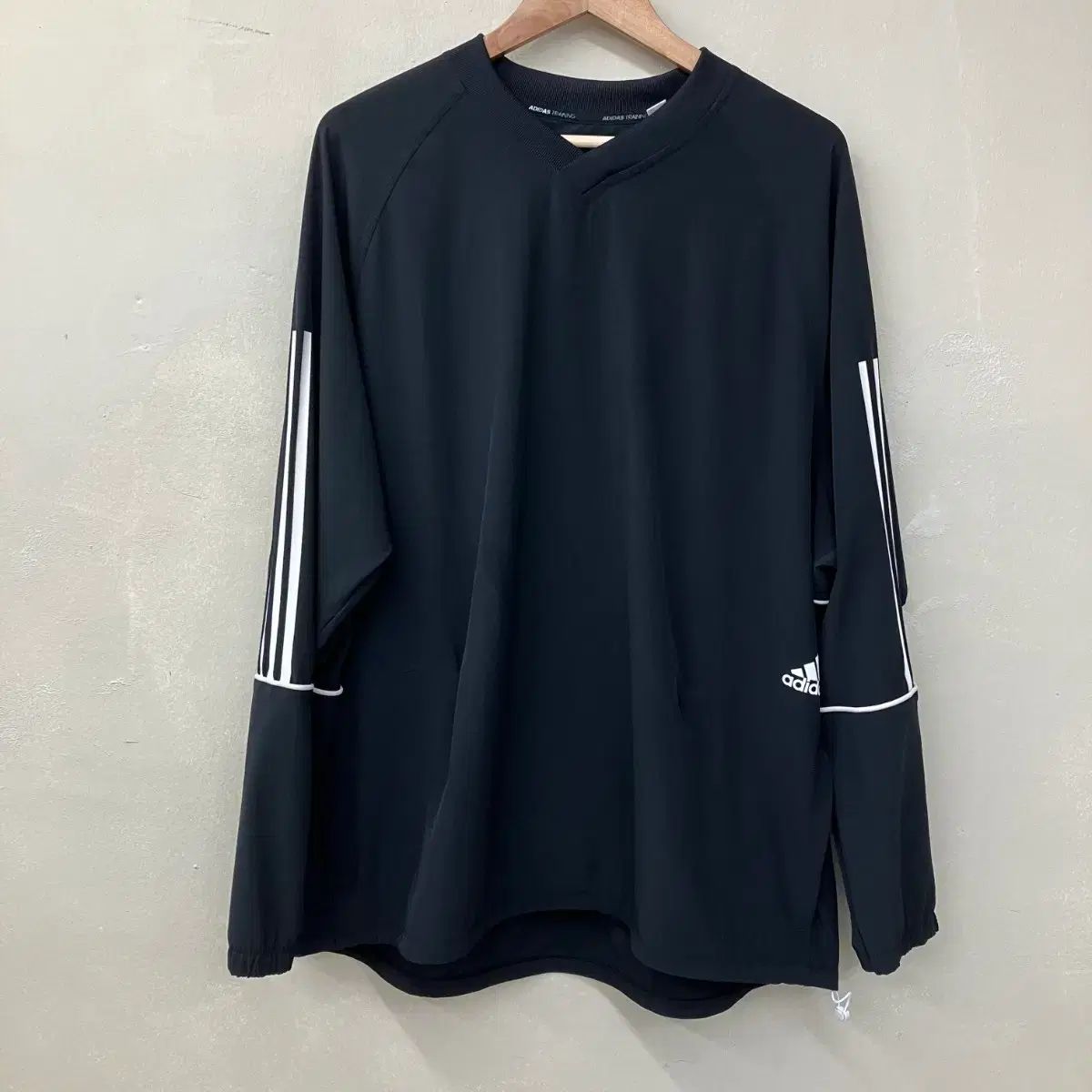 アディダス ブラック Vネック 長袖 Tシャツ 3XL