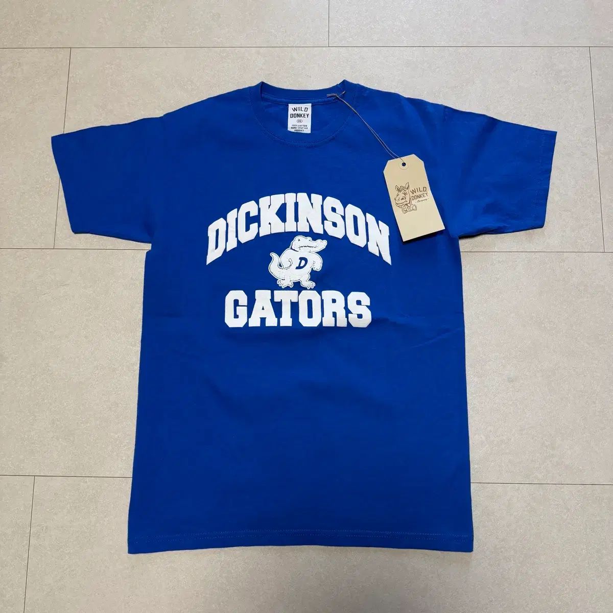 新品 ワイルド ドンキー グラフィック Tシャツ XS