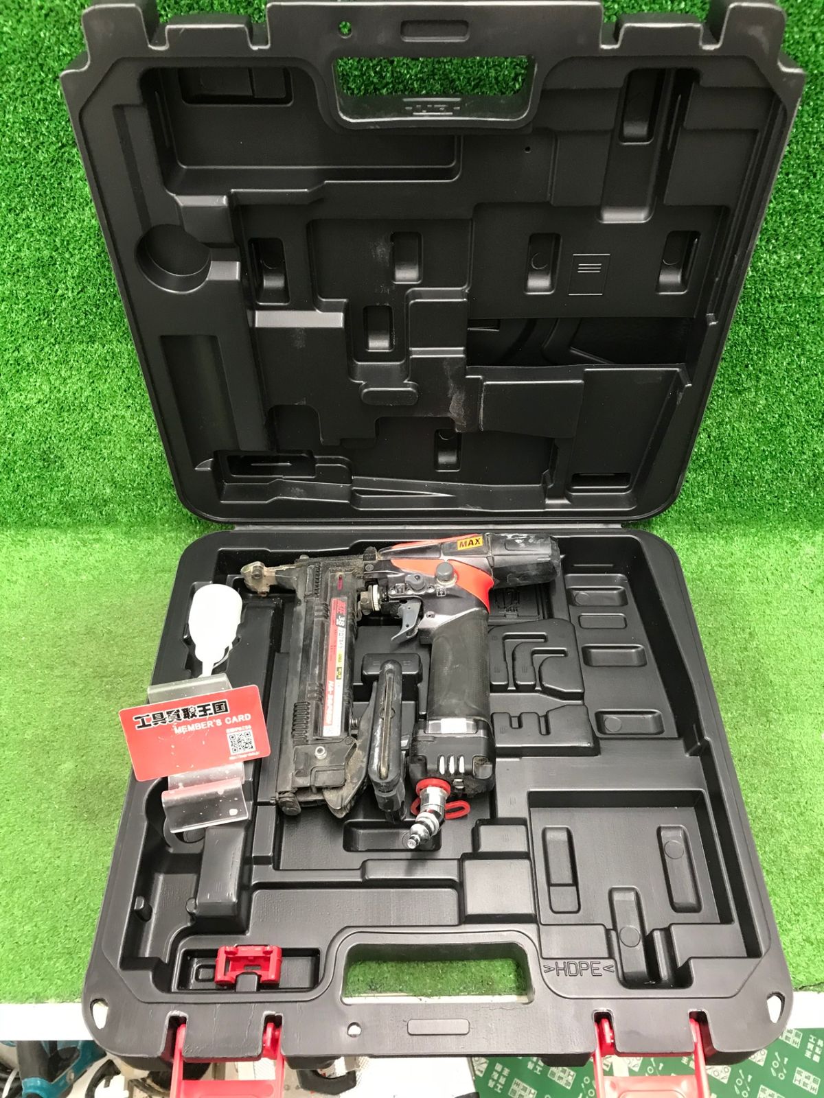 【中古品】【0918】★MAX(マックス) 38㎜高圧フロアネイラ 4MAステープルタッカ エアダスタ付き HA-38F4(D)　IT7S6UVGYL3D
