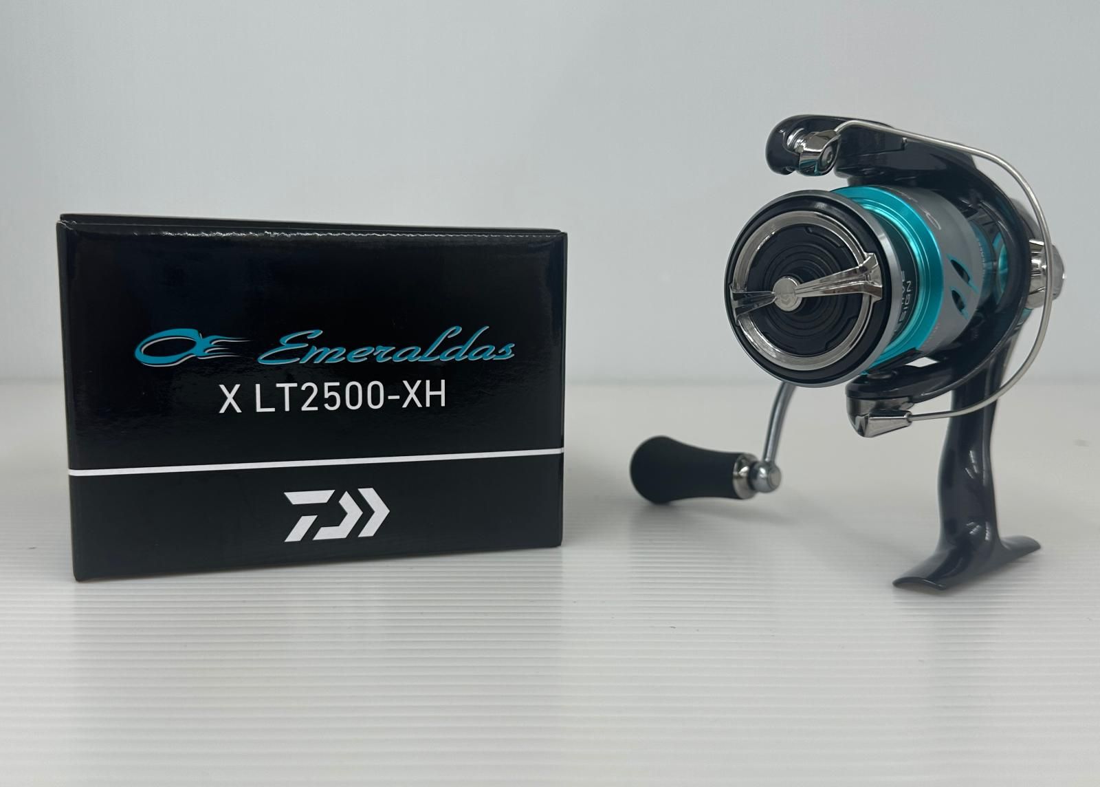 【中古品】DAIWA ダイワ リール 24エメラルダスX LT2500-XH フィッシング スピニングリール (2605235)