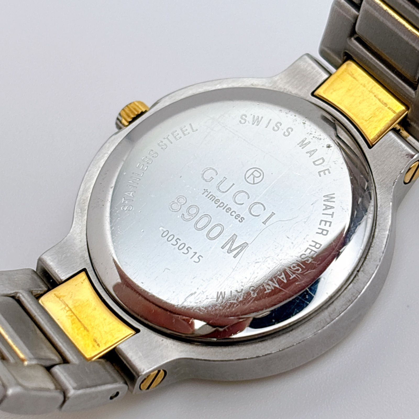 GUCCI 8900 M メンズ時計