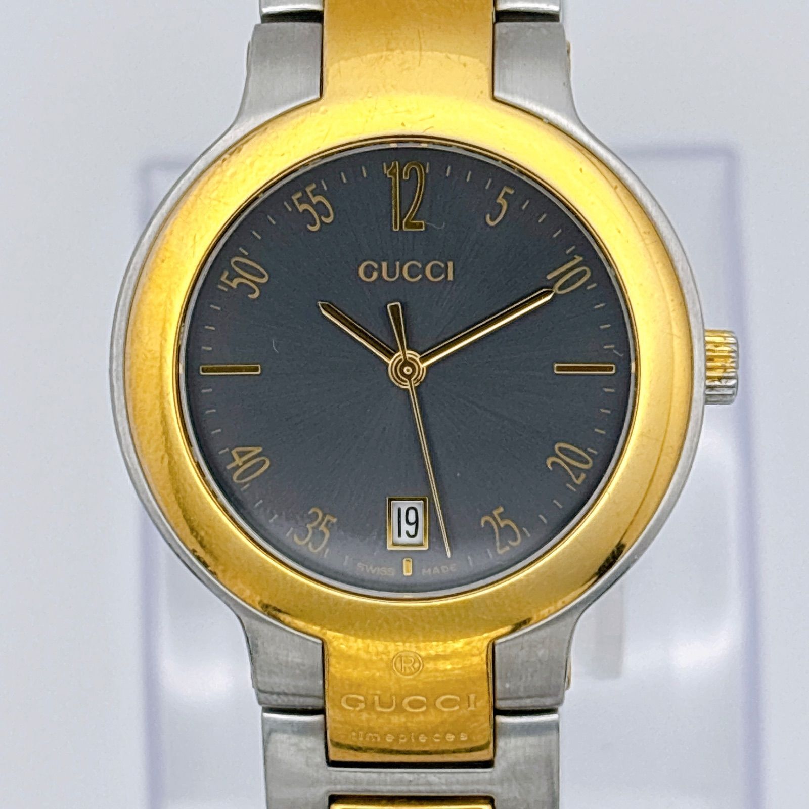 GUCCI グッチ 腕時計 8900M メンズ ゴールド シルバー 新品電池交換済 