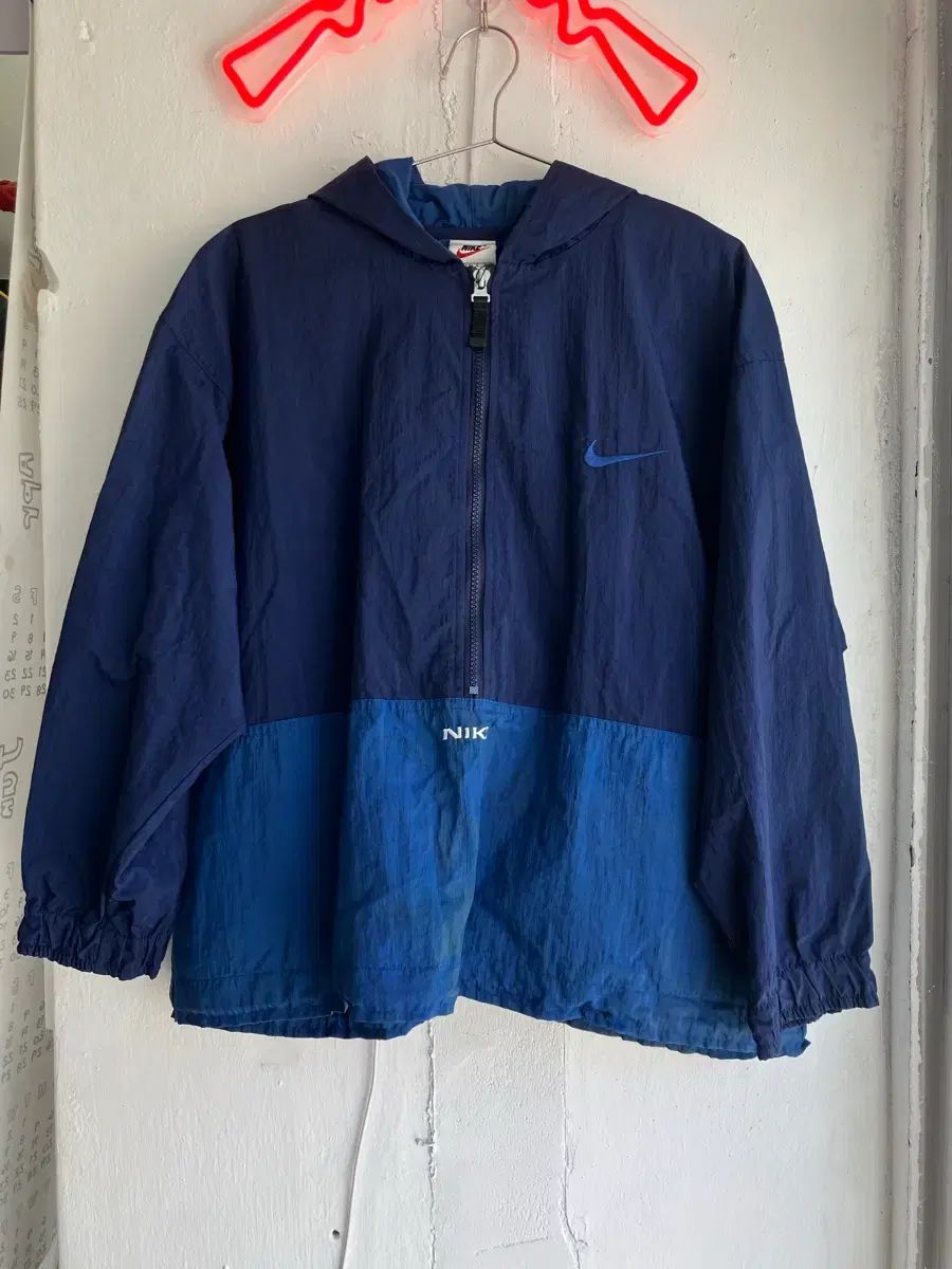 NIKE ナイキ ウィンドブレーカー バイカラー