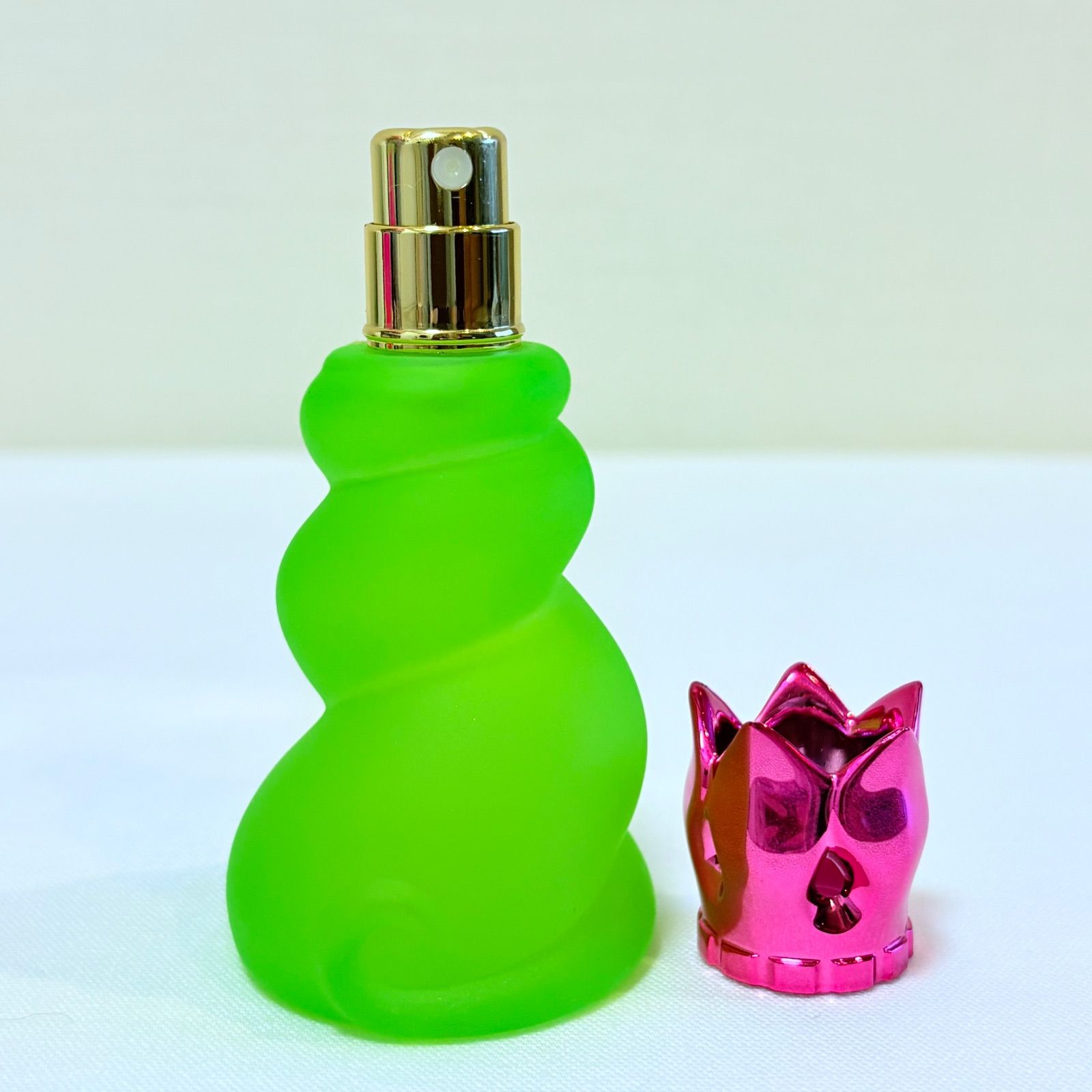 NINA RICCI les Belles de Ricci eau de toilette ニナリッチ レベル