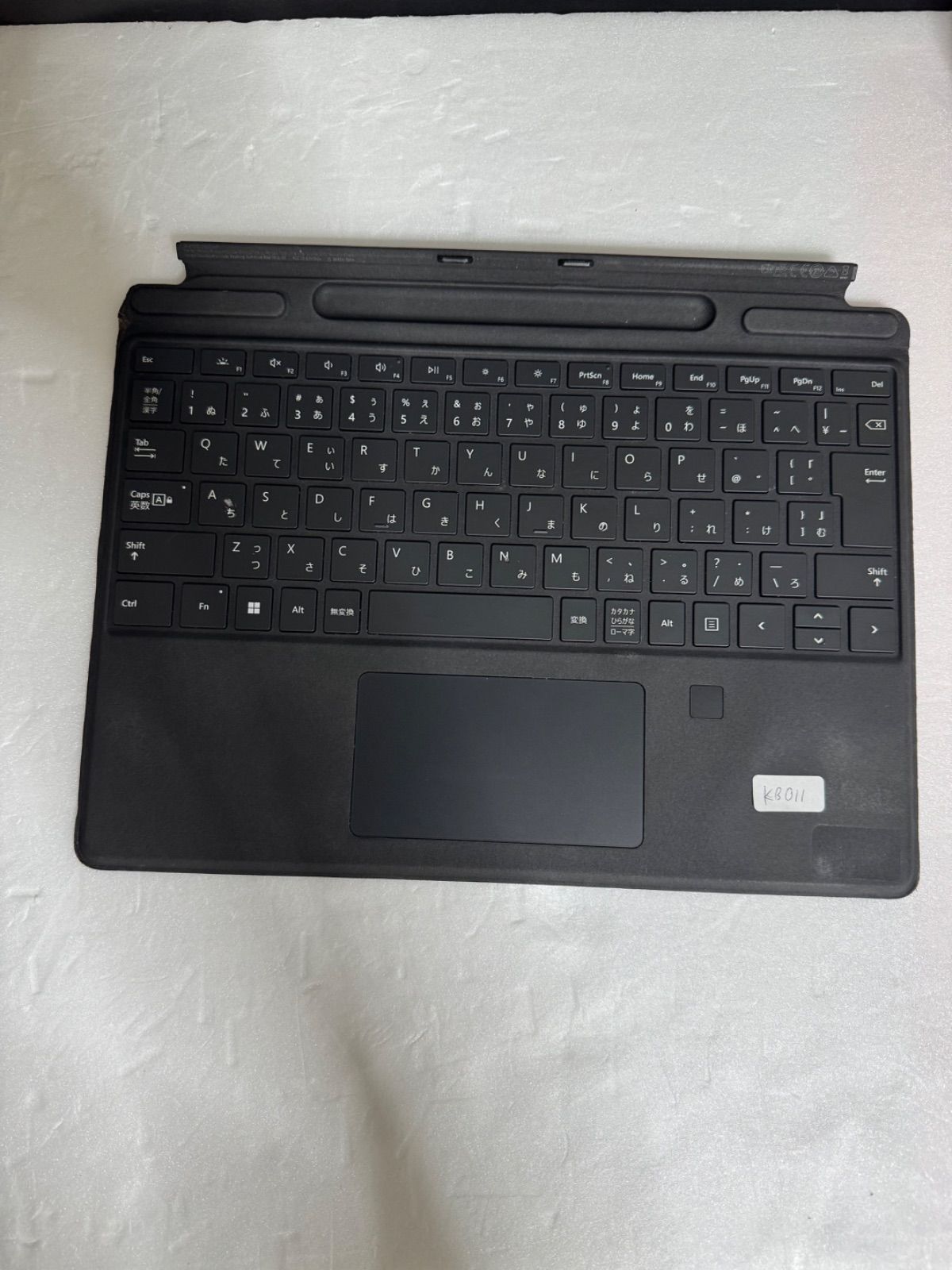 【動作確認済】【すぐ発送可能】純正 Surface Pro Signature キーボード 1864　　KB011