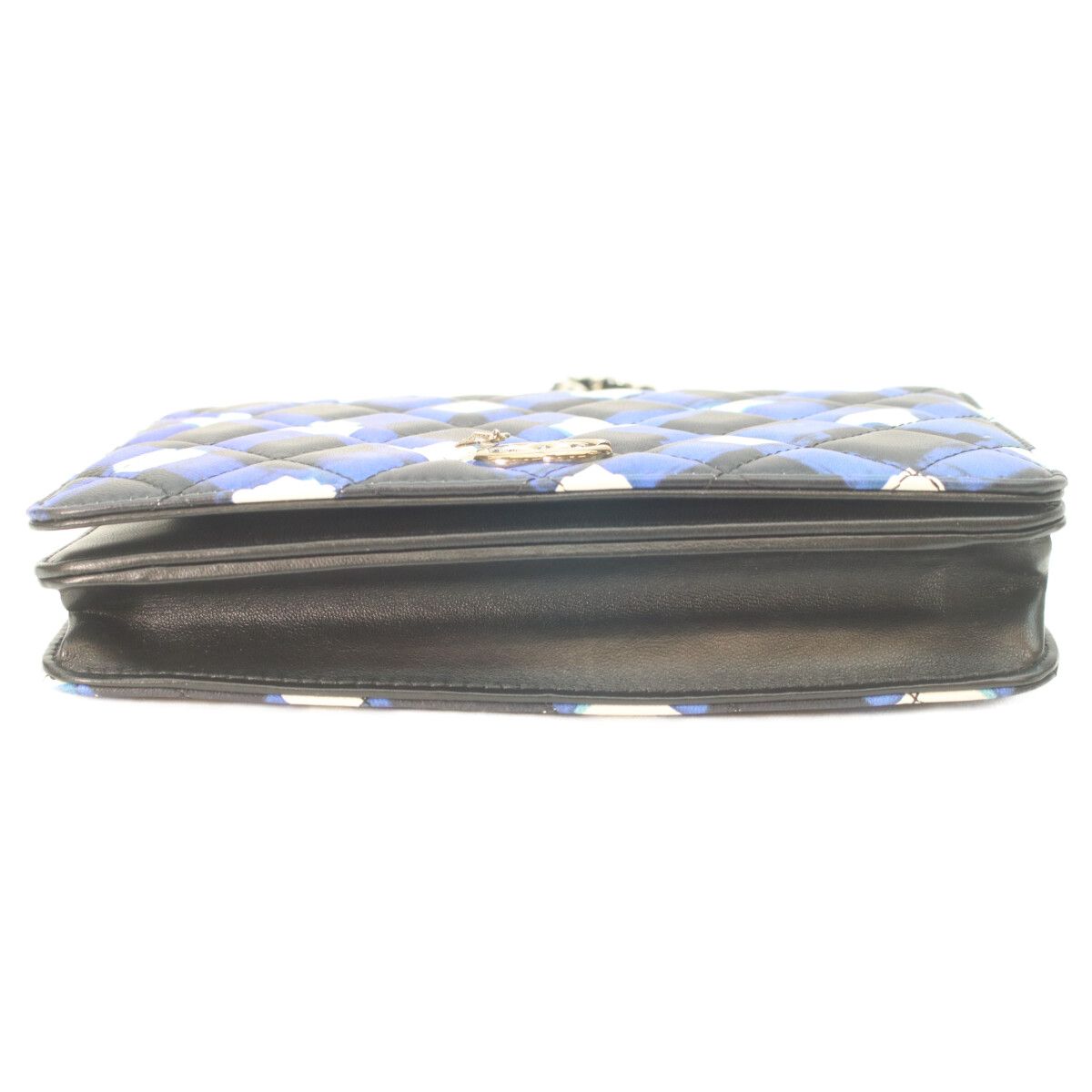 CHANEL シャネル A82438 エアライン シルバー金具 カースフキン 