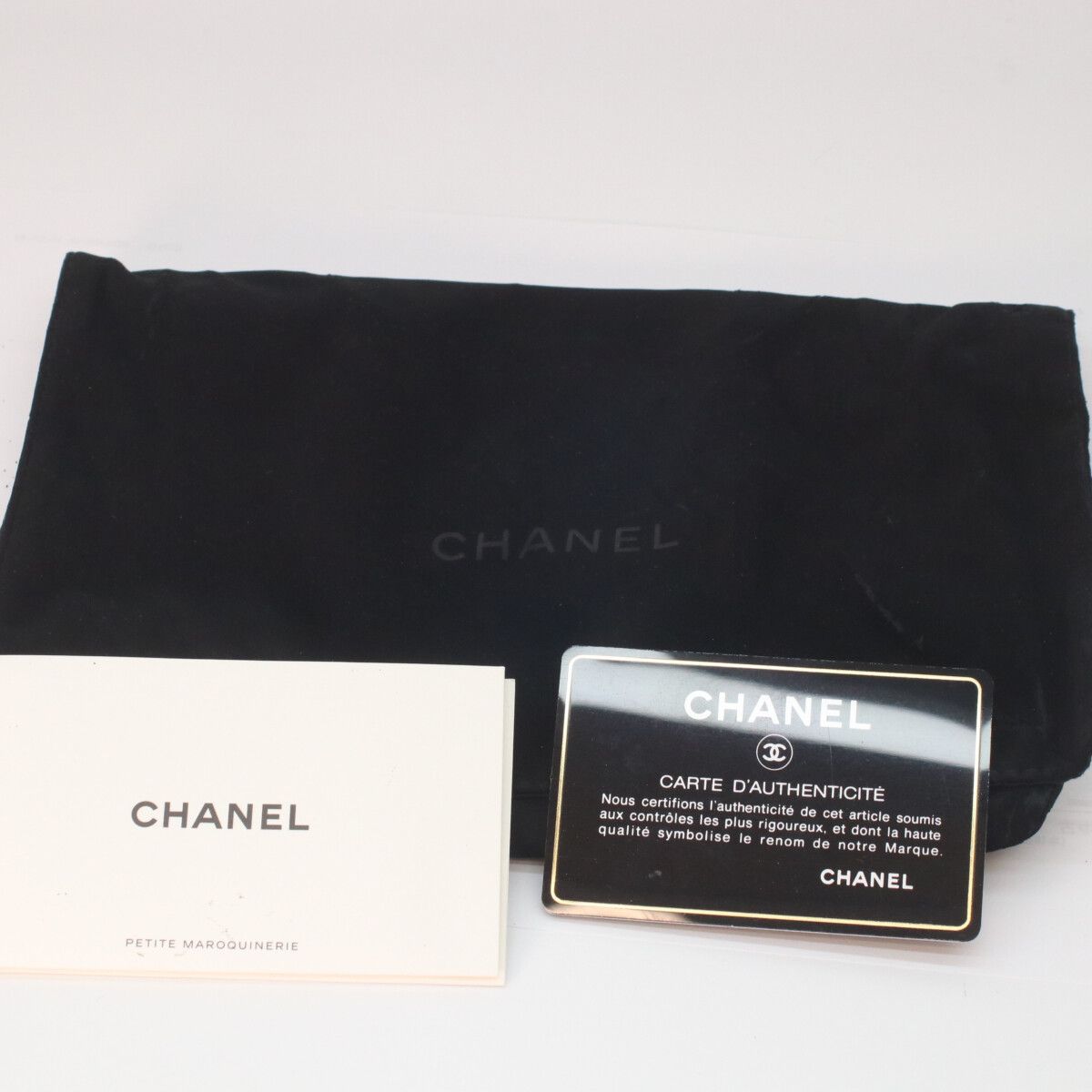 CHANEL シャネル A82438 エアライン シルバー金具 カースフキン 