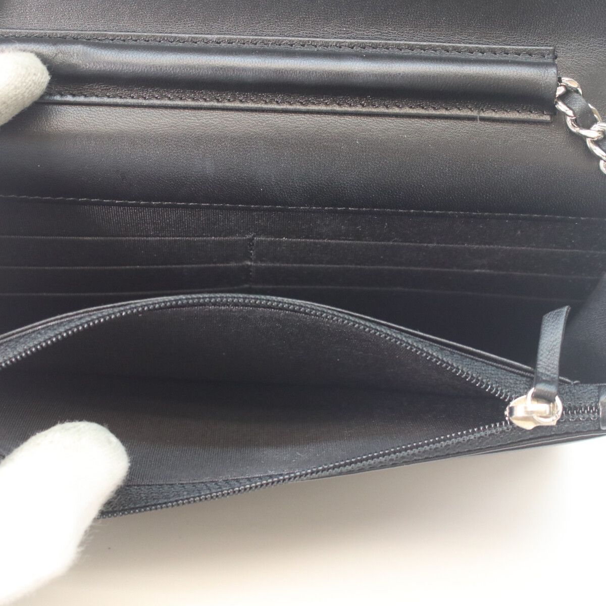 CHANEL シャネル A82438 エアライン シルバー金具 カースフキン 