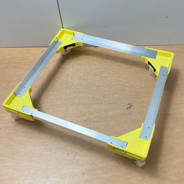 【展示品】SANKO/サンコー サンキャリーフリー コンテナ運搬用台車 番重台車 キャスター付台車 ボルトレス 67.6×60.5cm ●134529