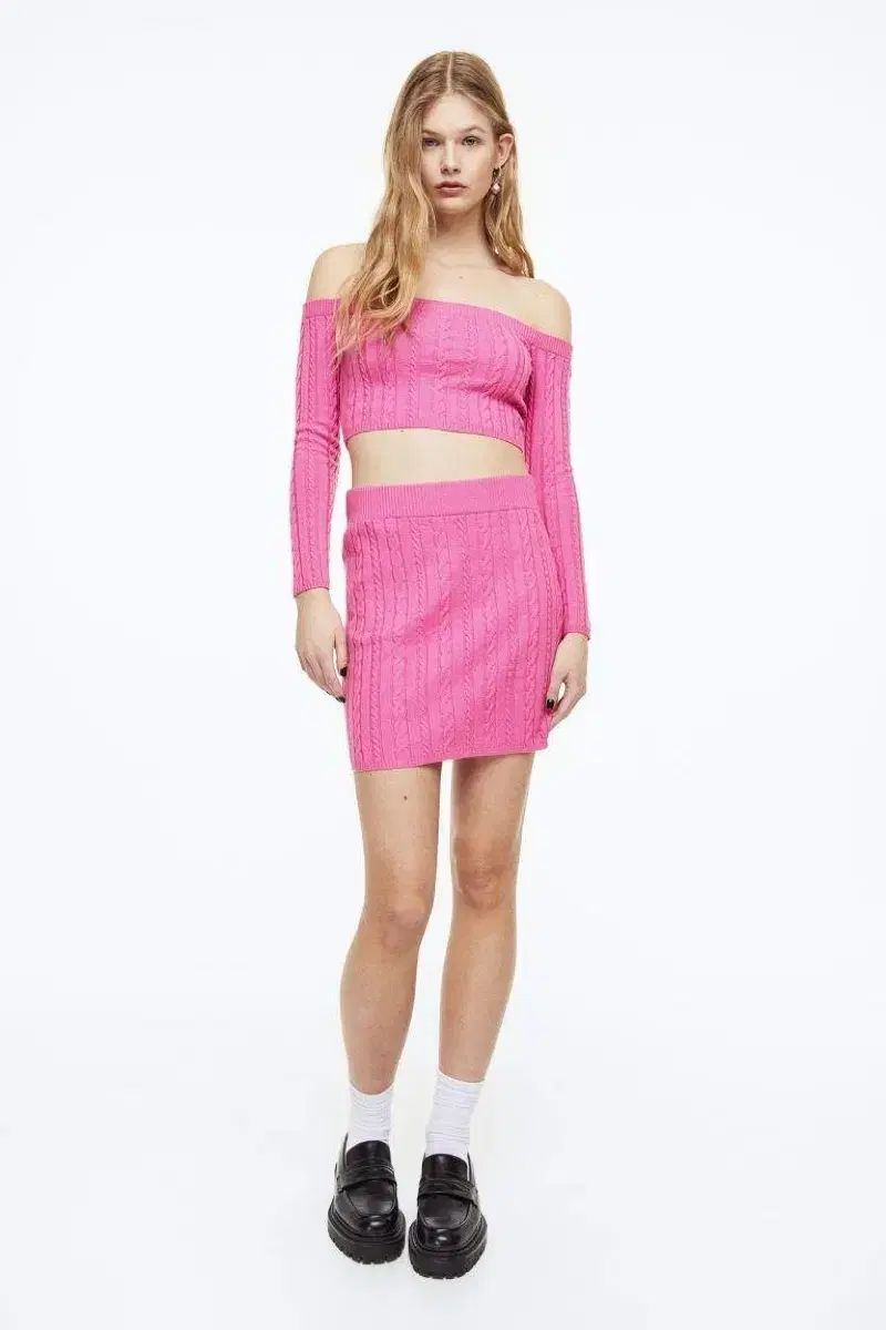 H&M ピンク ケーブルニット スカート セットアップ Barbie コスプレ コスチューム