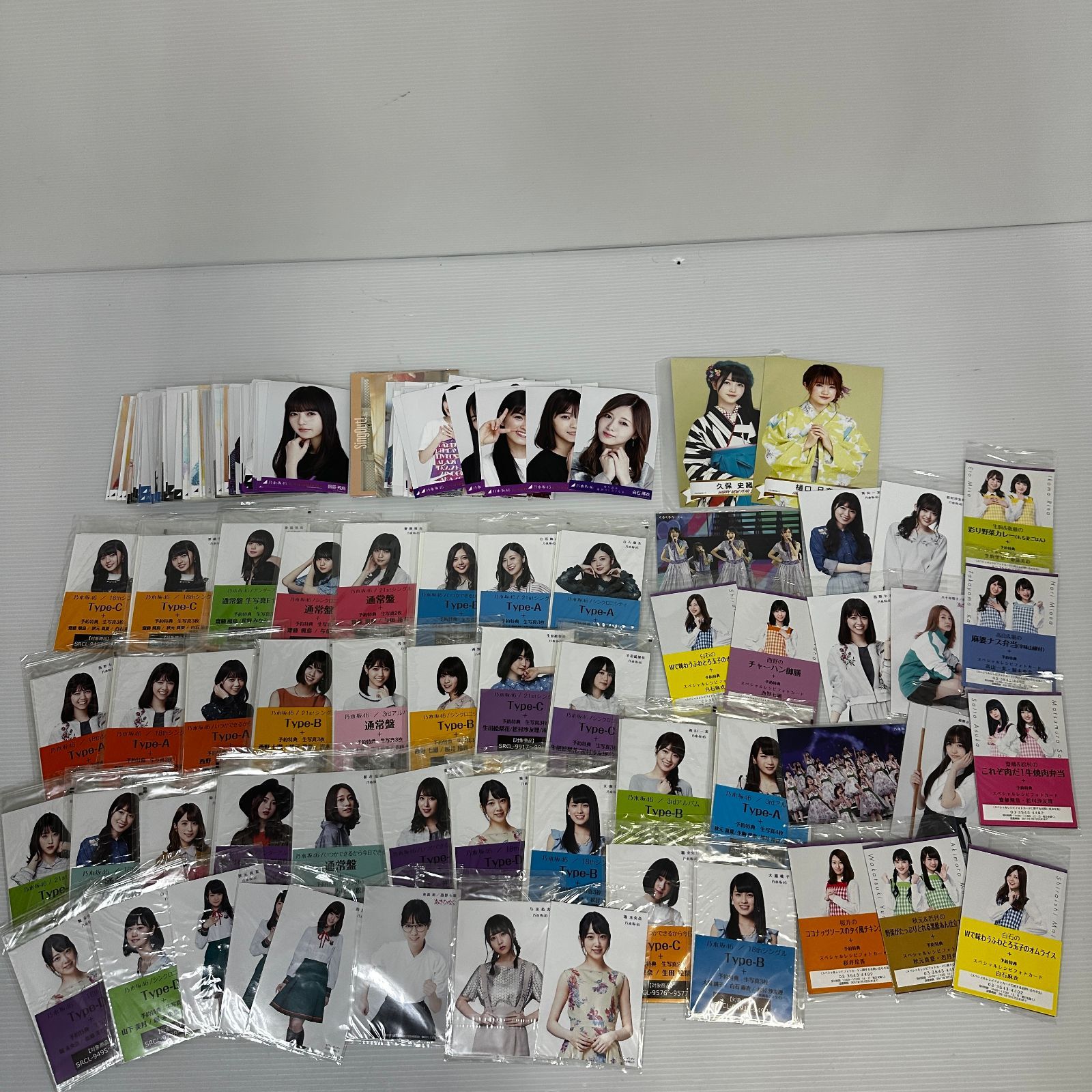 △乃木坂46 生写真 白石麻衣/齋藤飛鳥/生田絵梨花 他 大量まとめ 100枚