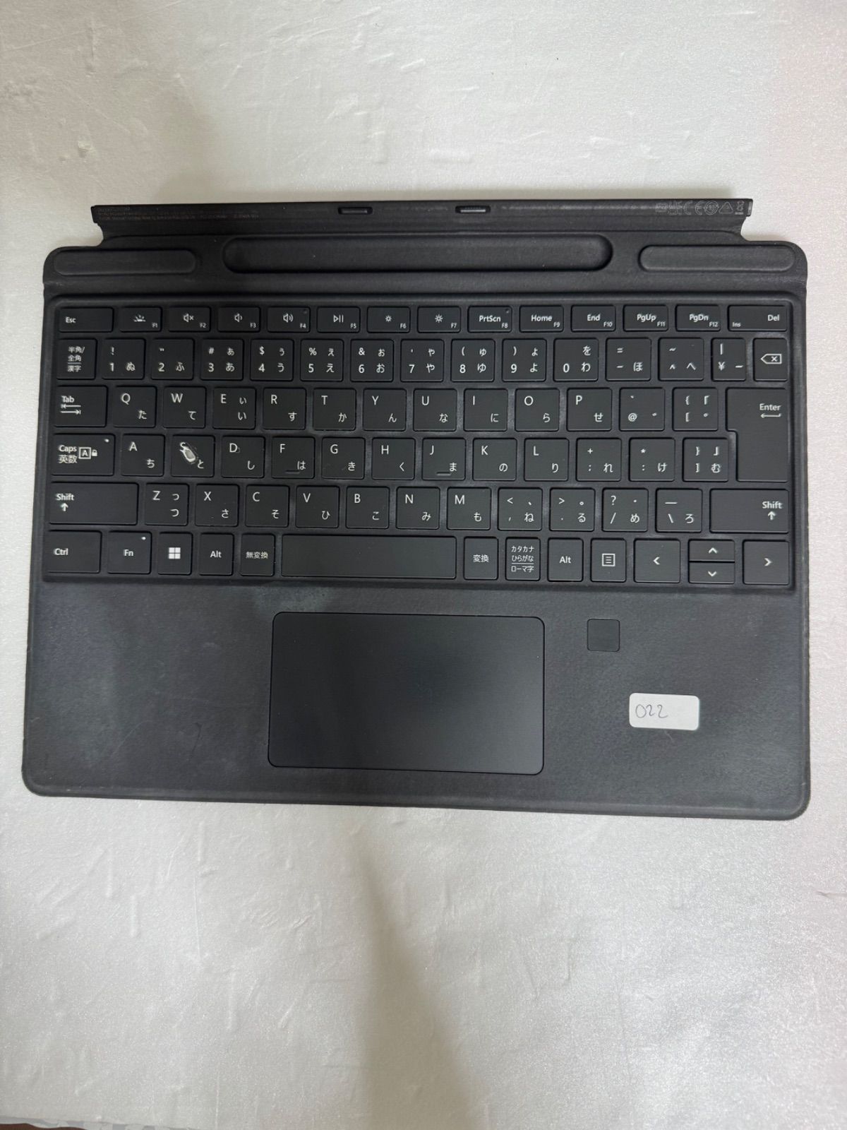 【動作確認済】【すぐ発送可能】純正 Surface Pro Signature キーボード 1864　　KB022