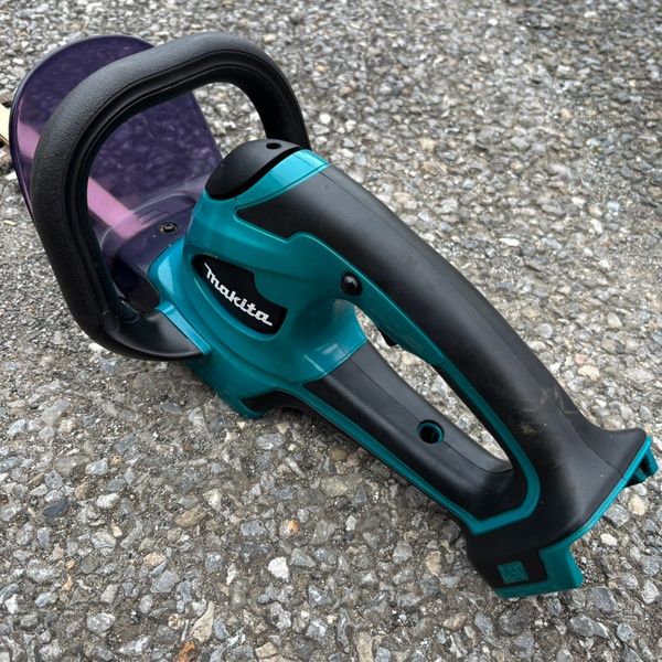 中古】マキタ(makita) 360ミリ充電式生垣バリカン MUH364DZ 本体のみ 