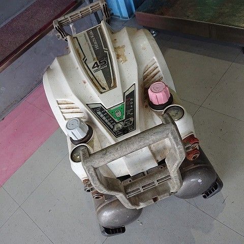 【ジャンク品(内部エア漏れ)】日立工機　HITACHI　EC1445H3　エアコンプレッサー 10,650円