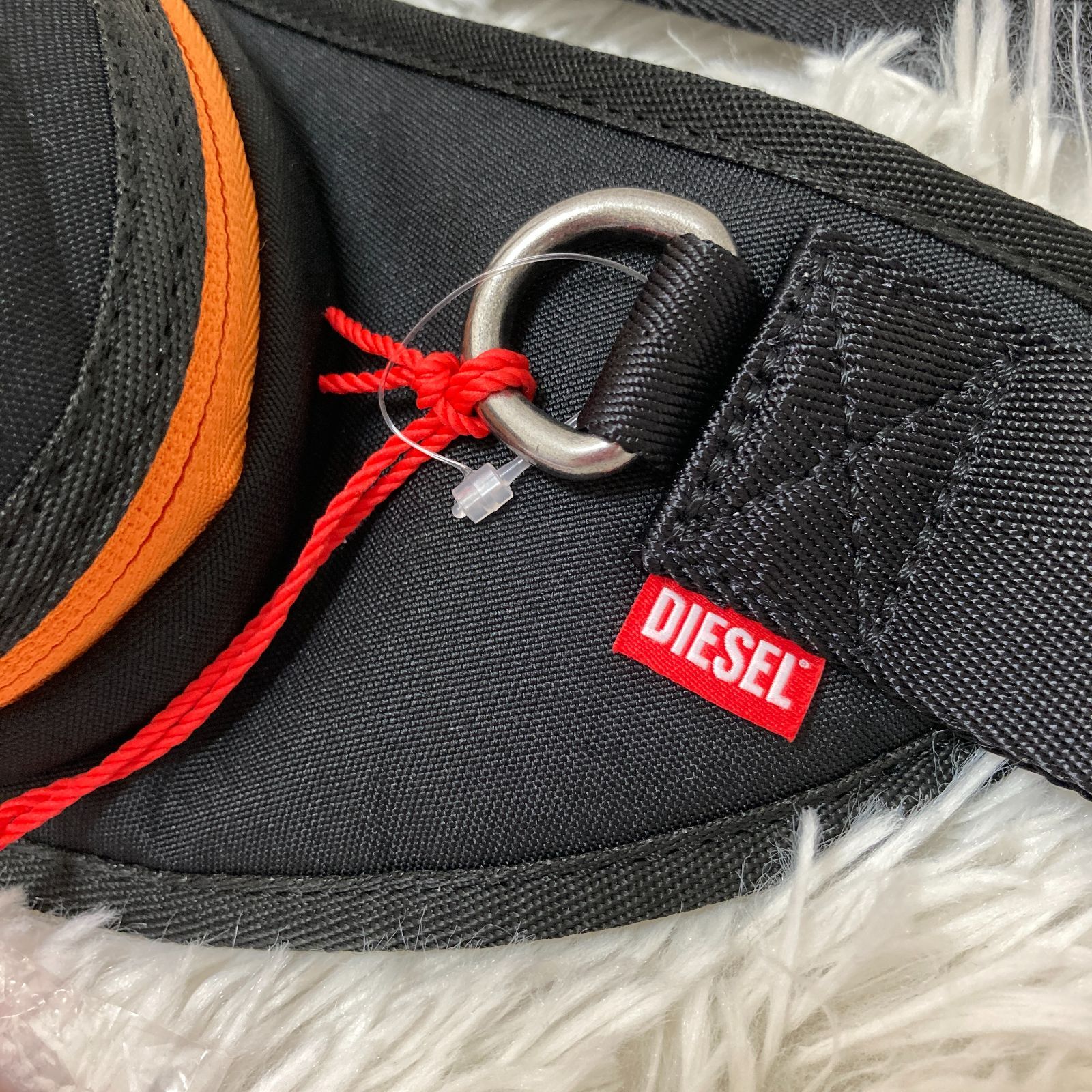 ディーゼル DIESEL ボディバッグ ウエストバッグ 立体ロゴ ブラック