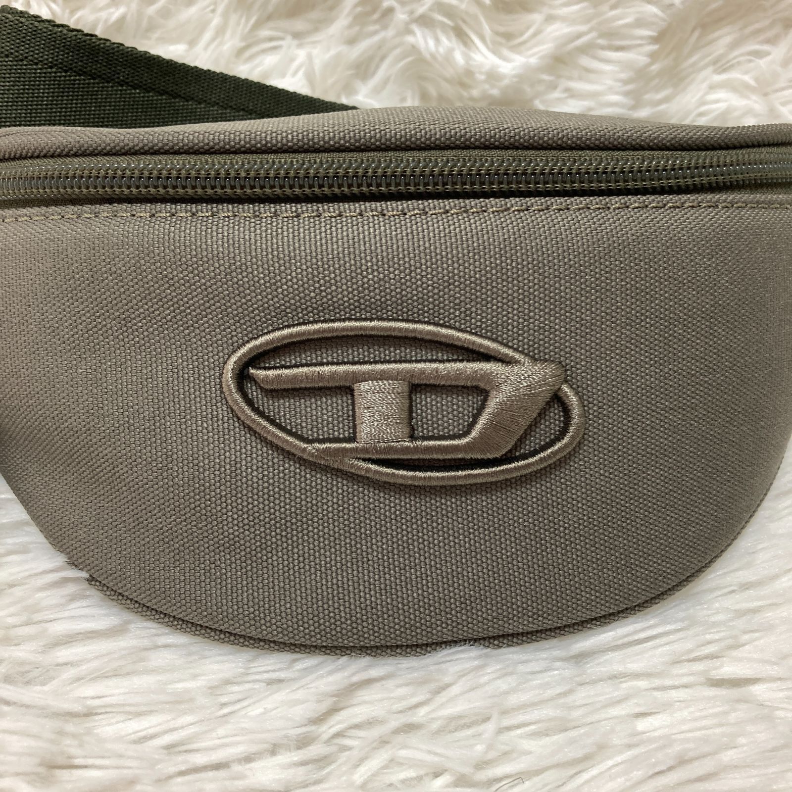 ディーゼル DIESEL ボディバッグ ウエストバッグ カーキ - メルカリ