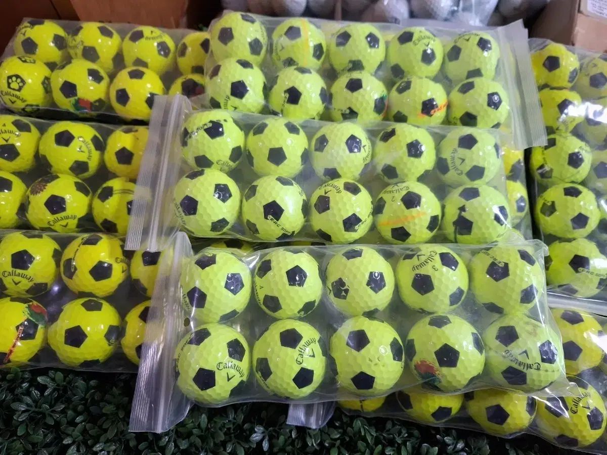 キャロウェイ サッカーボール クロムソフト ロストボール 100個 21,772円