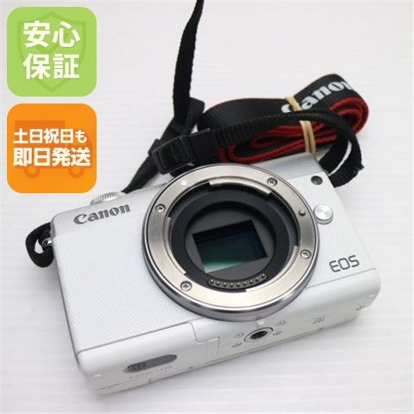 美品 EOS M100 ホワイト 即日発送 Canon ミラーレス一眼カメラ デジタルカメラ 土日祝発送OK 09000