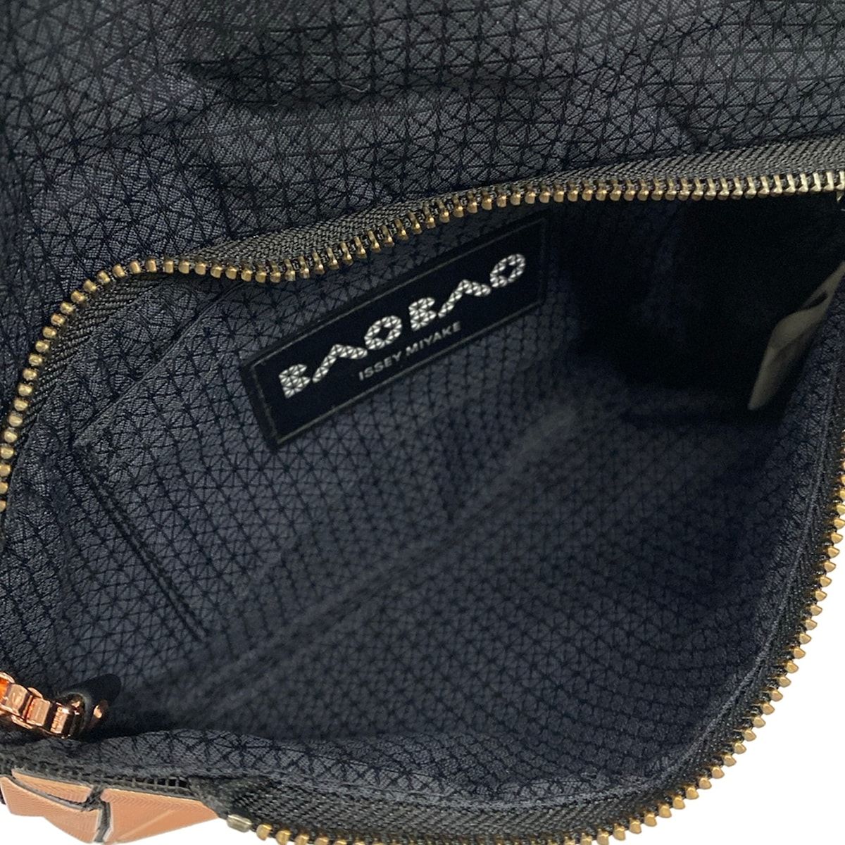 BAOBAO ISSEYMIYAKE(バオバオイッセイミヤケ) ショルダーバッグ美品 