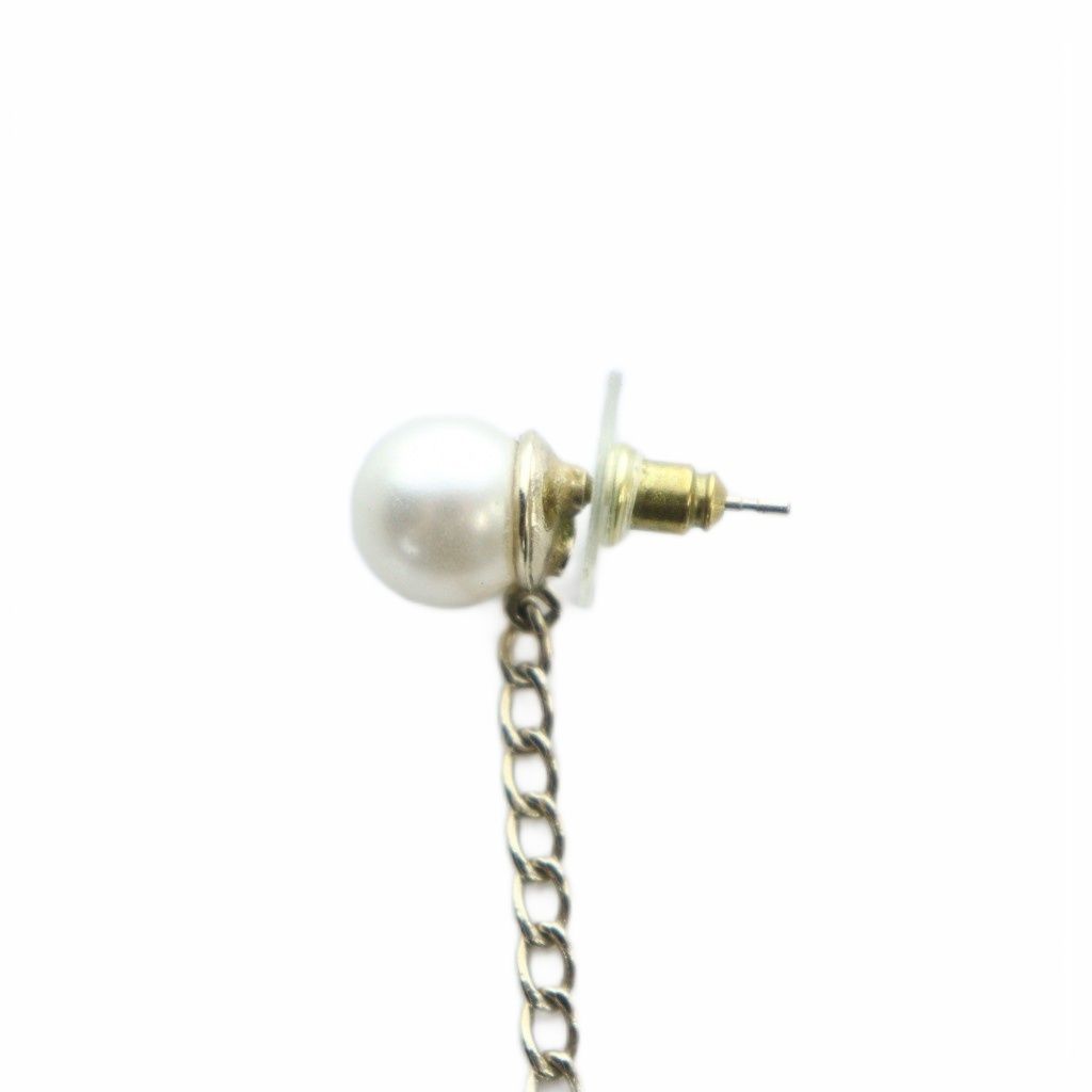 シャネル CHANEL ピアス アクセサリー 片耳のみ フェイクパール ライン