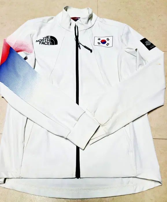 ノースフェイス チームコリア 韓国国家代表 杭州 Asian Games 軽量ジャケット ウィメンズ 85 MYR/D